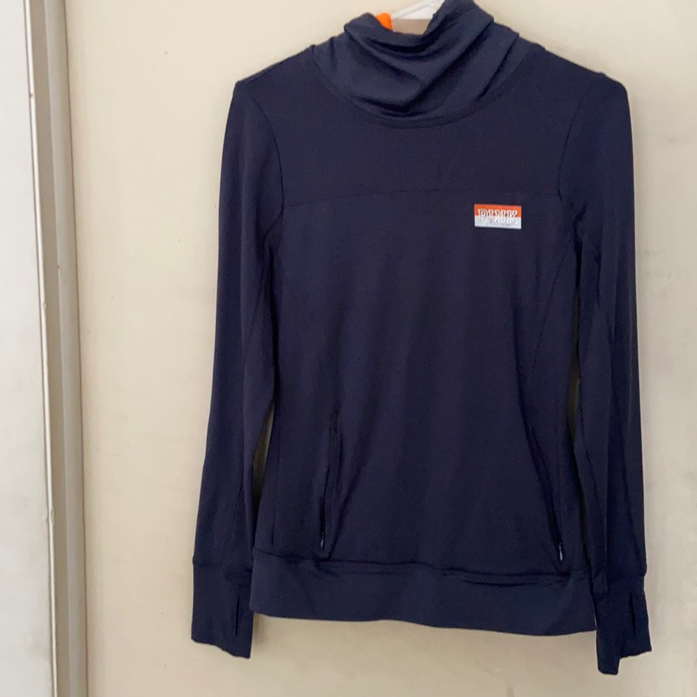 VICTORIA SECRET SWEATER